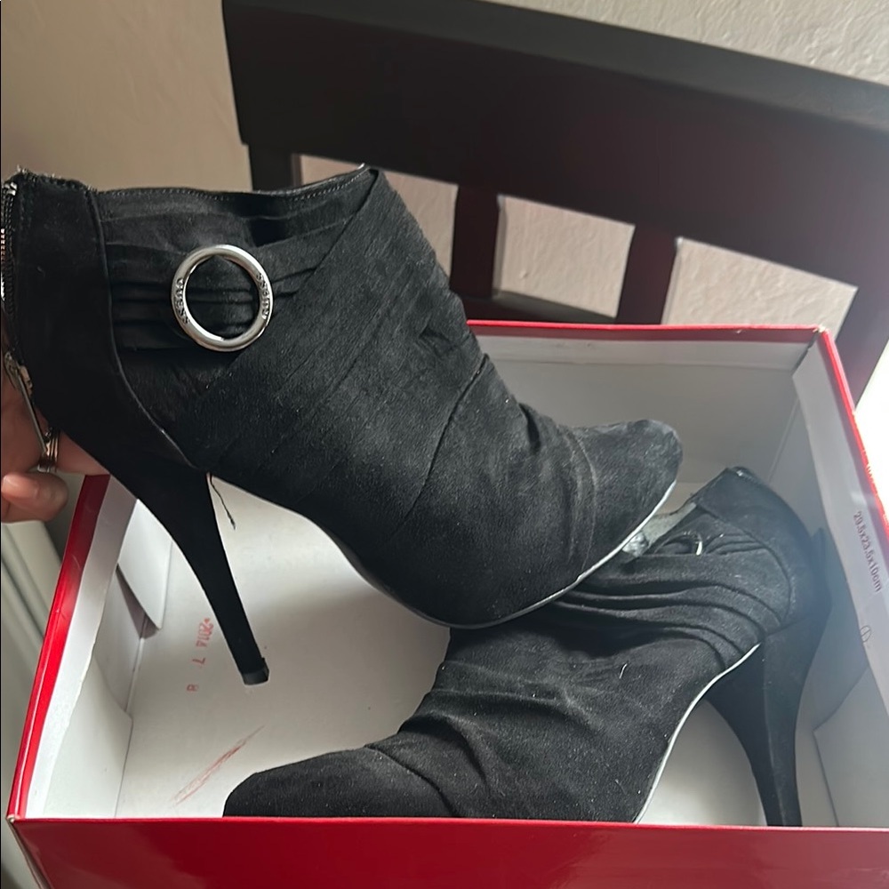 Elegant Black Stiletto Ankle Boots